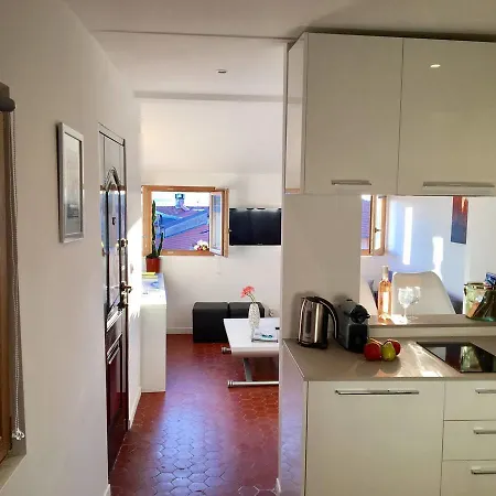 아파트 Gilly 4 - F2 Exceptionnel, Vue Mer, Moderne, Climatisation ,vieux-nice *