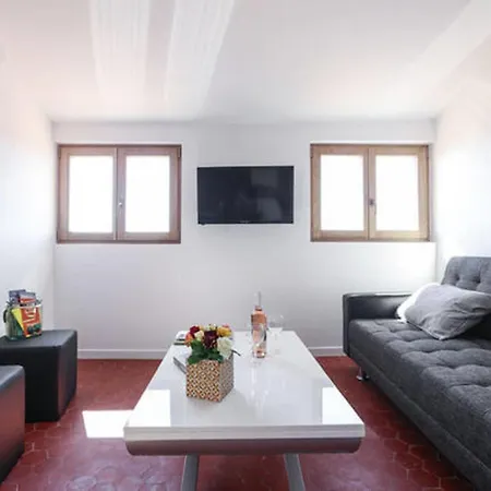 Gilly 4 - F2 Exceptionnel, Vue Mer, Moderne, Climatisation ,vieux-nice *